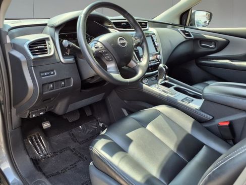 Used 2023 Nissan Murano SV image 11