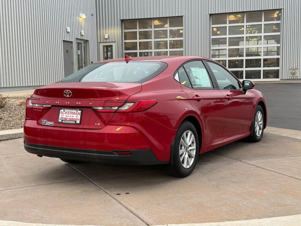 Used 2026 Toyota Camry LE FWD image 5