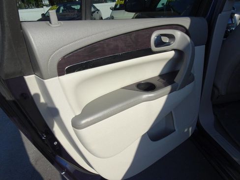 Used 2015 Buick Enclave Leather image 25