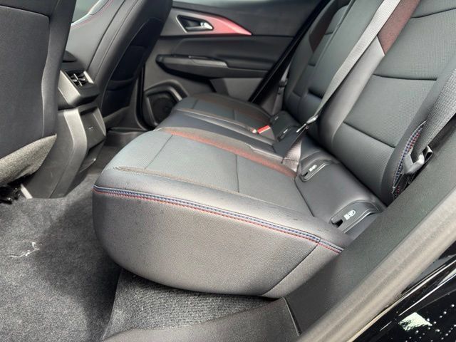 Used 2026 Chevrolet Equinox EV RS AWD/4WD image 7