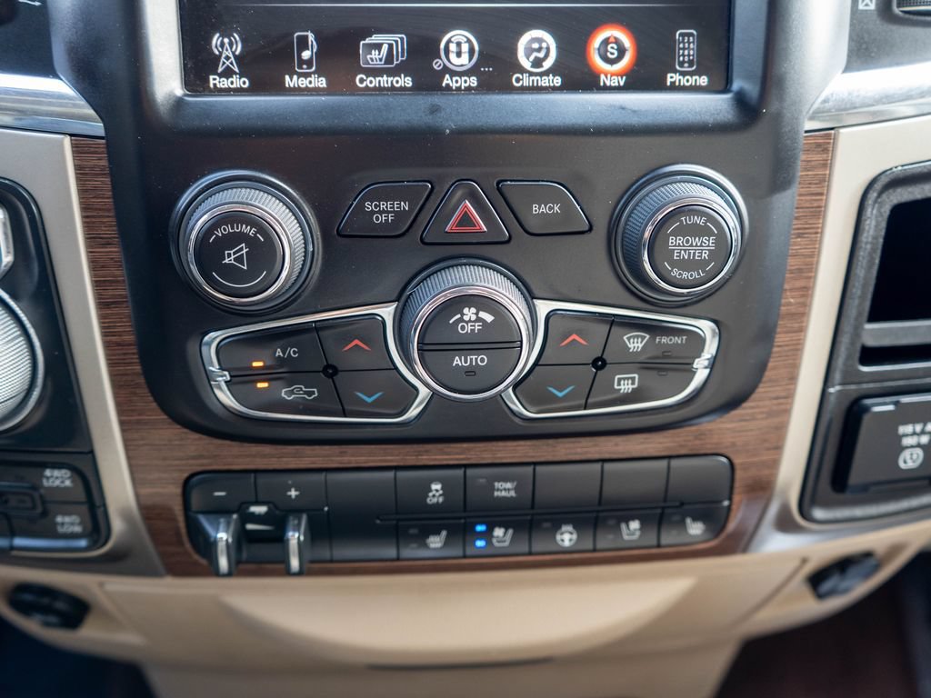 Used 2015 RAM 1500 Laramie w/ Convenience Group AWD/4WD image 25