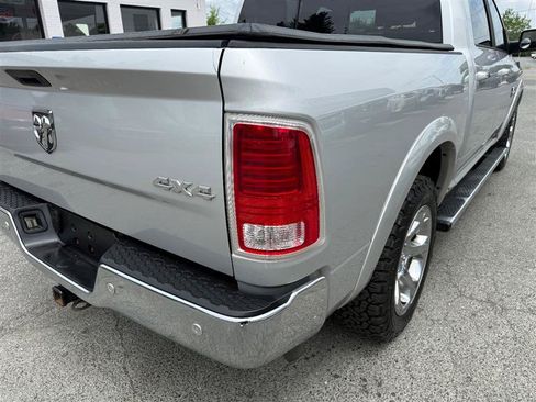 Used 2015 RAM 1500 Laramie w/ Convenience Group AWD/4WD image 24