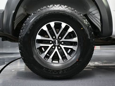 Used 2019 Ford F150 Raptor w/ Equipment Group 802A Luxury image 17