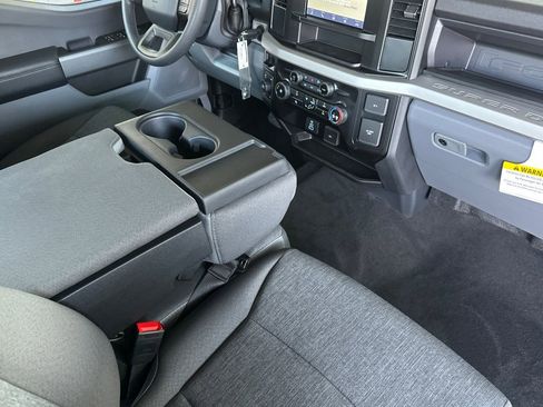 New 2026 Ford F250 4x4 Crew Cab Super Duty image 15