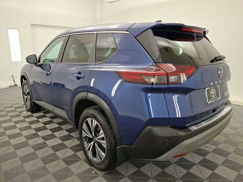 Used 2022 Nissan Rogue SV w/ SV Premium Package image 22