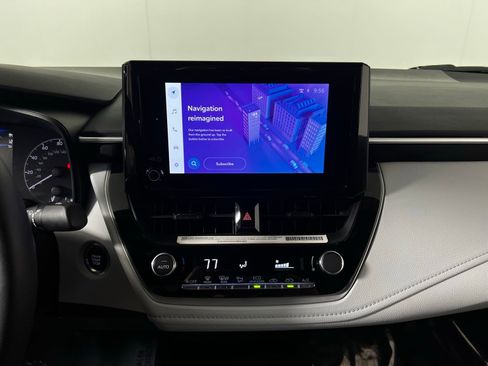 Used 2024 Toyota Corolla SE image 17