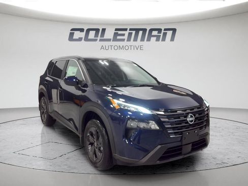 New 2026 Nissan Rogue SV w/ Cold Weather Package AWD/4WD image 29