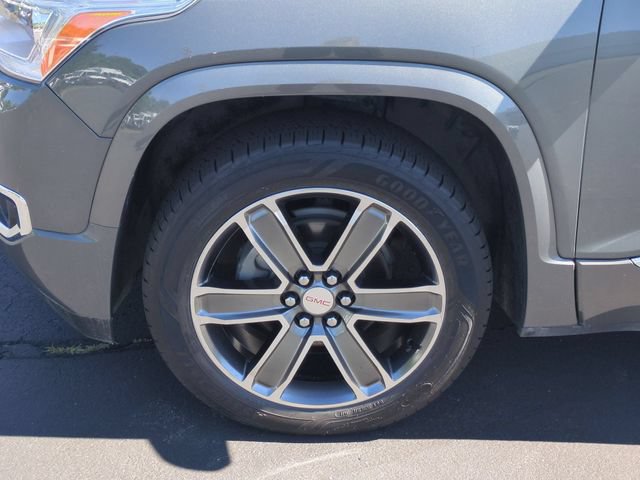 Used 2017 GMC Acadia Denali w/ Technology Package AWD/4WD image 10