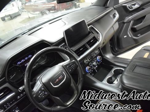 Used 2021 GMC Yukon AT4 w/ AT4 Premium Package AWD/4WD image 14