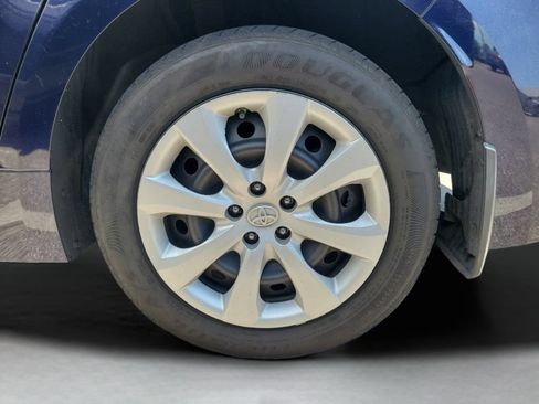 Used 2023 Toyota Corolla LE FWD image 12