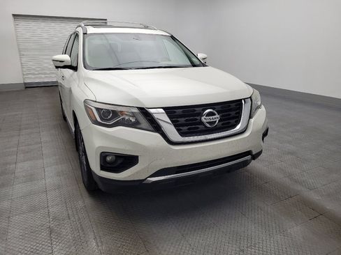Used 2018 Nissan Pathfinder Platinum w/ Cargo Package FWD image 14