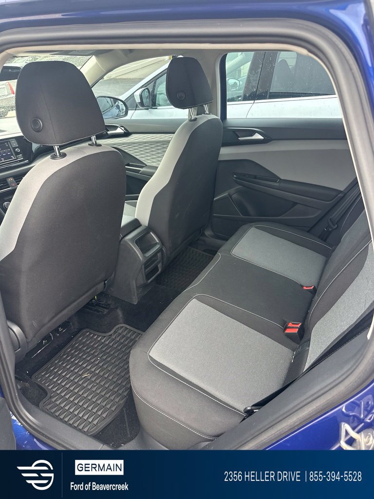 Used 2023 Volkswagen Taos S FWD image 2