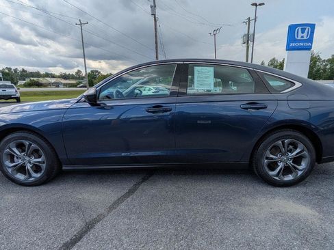Certified 2023 Honda Accord EX image 6