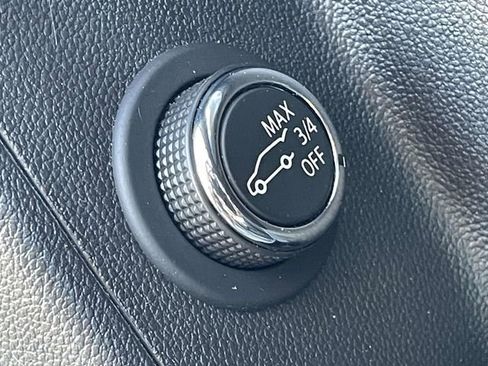 Used 2019 Cadillac XT5 Premium Luxury FWD image 19
