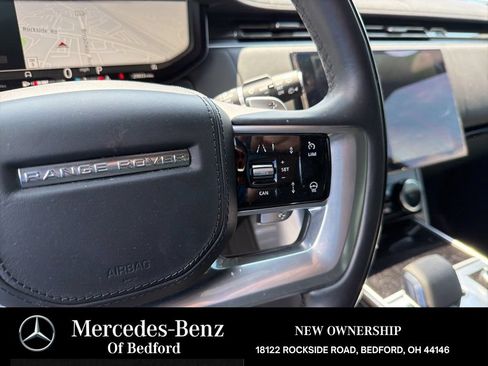 Used 2023 Land Rover Range Rover SE AWD/4WD image 11