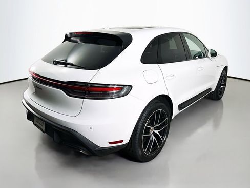Certified 2023 Porsche Macan AWD/4WD image 9