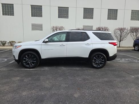 Used 2020 Chevrolet Traverse RS w/ LPO, Floor Liner Package image 5