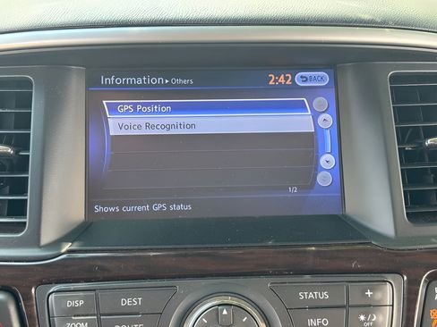 Used 2014 Nissan Pathfinder SL w/ SL Tech Package AWD/4WD image 24