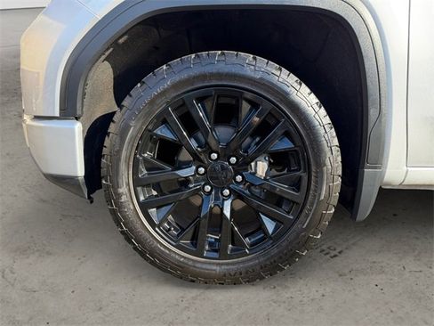 Used 2019 GMC Sierra 1500 Elevation w/ Elevation Value Package image 14