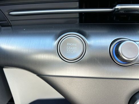 New 2026 Hyundai Kona SE image 30