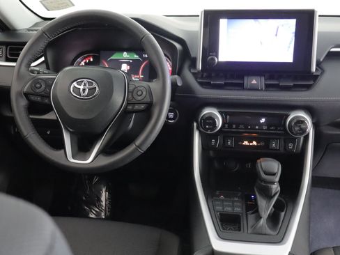 Used 2025 Toyota RAV4 XLE w/ Convenience Package AWD/4WD image 2