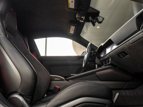 Certified 2026 Porsche 911 Carrera 4 GTS AWD/4WD image 40