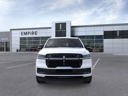 New 2025 Lincoln Navigator L Reserve w/ Jet Appearance Package image 6