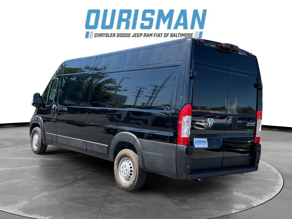 New 2026 RAM ProMaster 3500 w/ Crew Van Package FWD image 4