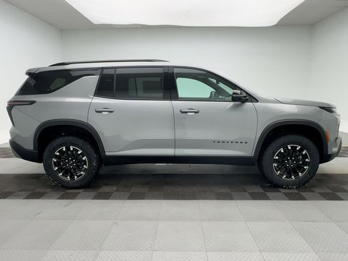 New 2026 Chevrolet Traverse Z71 w/ Driver Confidence Package image 8