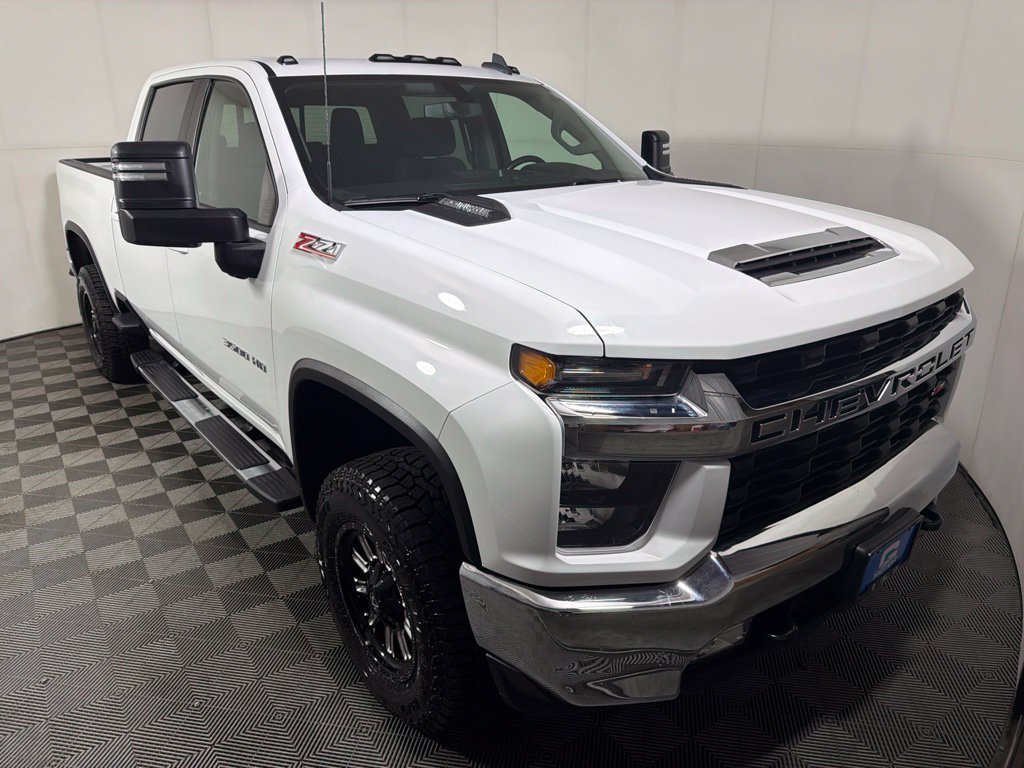 Used 2022 Chevrolet Silverado 3500 LT w/ Convenience Package AWD/4WD image 1