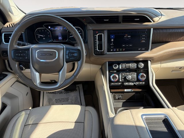 Used 2021 GMC Yukon XL Denali w/ Denali Ultimate Package AWD/4WD image 10