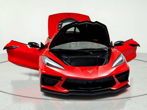 Used 2025 Chevrolet Corvette Stingray Premium Cpe w/ Stealth Interior Trim Package RWD image 15