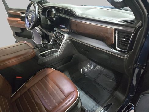 Used 2023 GMC Sierra 1500 Denali Ultimate image 10