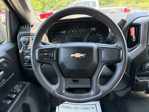 Used 2022 Chevrolet Silverado 1500 Custom AWD/4WD image 16