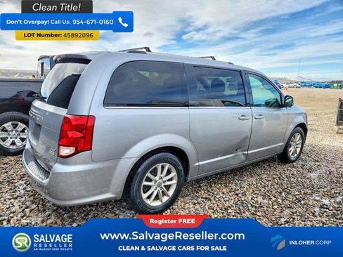 Used 2019 Dodge Grand Caravan SXT FWD image 4