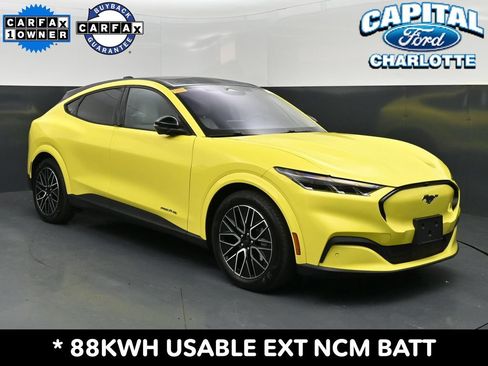 Used 2025 Ford Mustang Mach-E Premium AWD/4WD image 3
