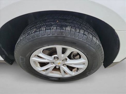 Used 2016 Chevrolet Equinox LT w/ Convenience Package image 10