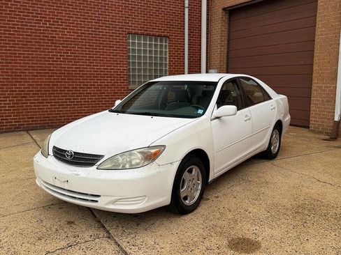 Used 2003 Toyota Camry LE FWD image 3