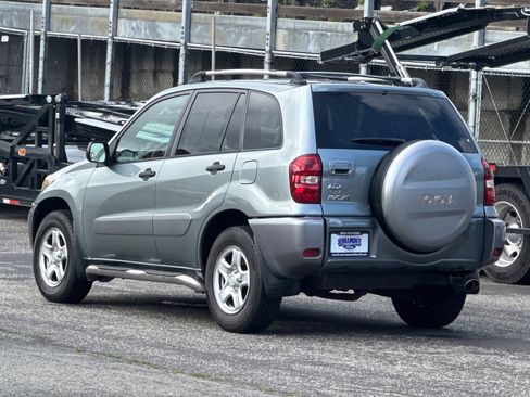 Used 2005 Toyota RAV4 Base image 6