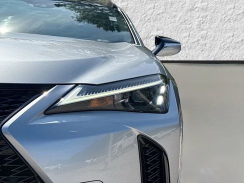 Used 2023 Lexus UX 250h F Sport AWD/4WD image 9