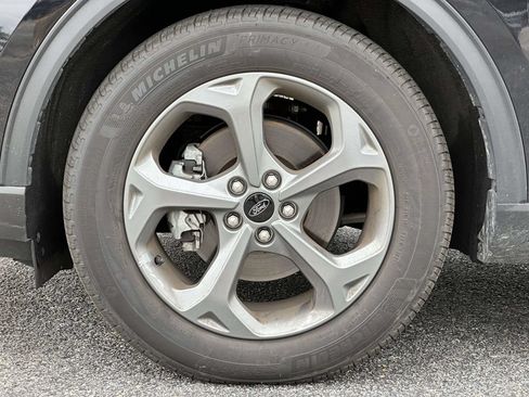 Certified 2025 Ford Escape ST-Line FWD image 8