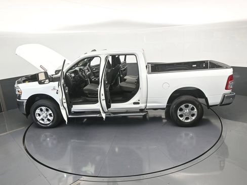Used 2024 RAM 2500 Big Horn image 71