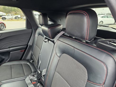 Used 2024 Ford Escape ST-Line image 32