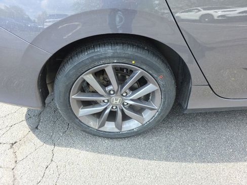 Used 2020 Honda Civic EX image 8
