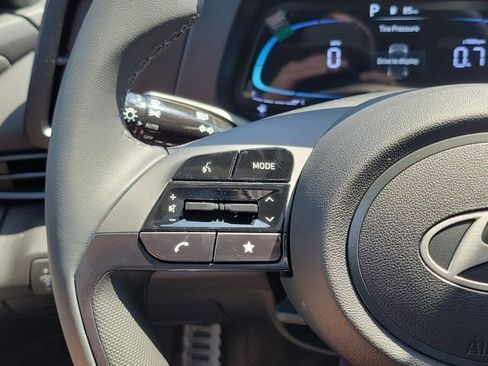 New 2026 Hyundai Elantra SEL Sport FWD image 7
