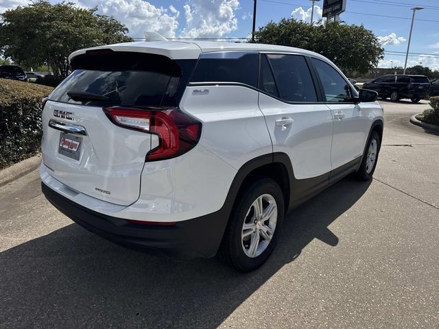 Used 2024 GMC Terrain SLE AWD/4WD image 5