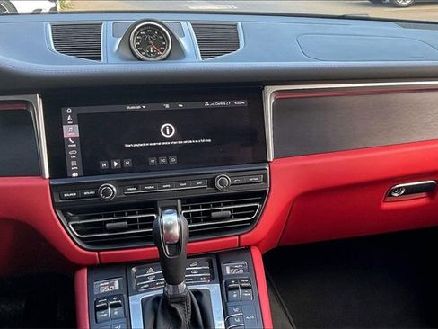 Used 2021 Porsche Macan GTS image 6