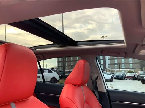 Used 2024 Toyota Camry XSE image 13