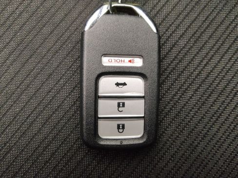 Used 2021 Honda Insight EX image 32