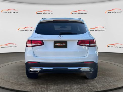 Used 2019 Mercedes-Benz GLC 300 4MATIC image 9